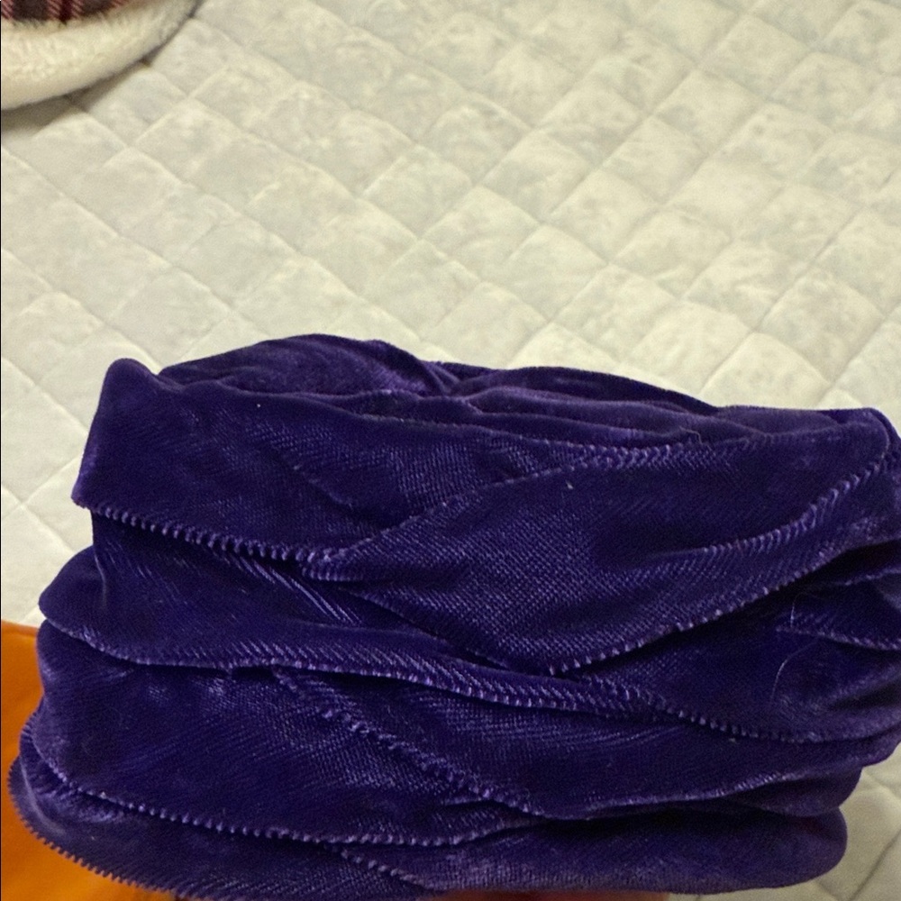 Vintage Hat Trio Orange Velvet, Purple Velvet& Cream Satin - Picture 8 of 16